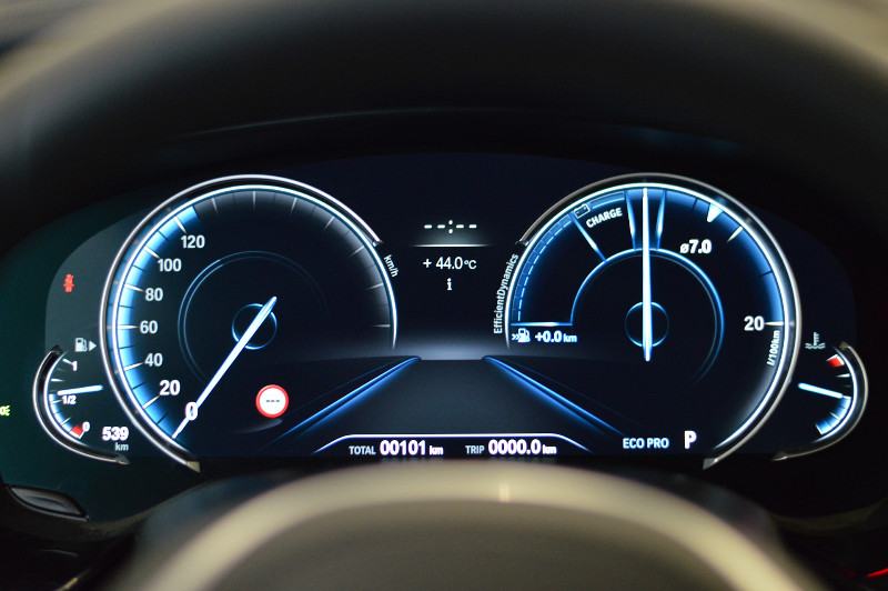 LED панель приборов BMW 5 2016, 2017, 2018 (комбинация приборов)